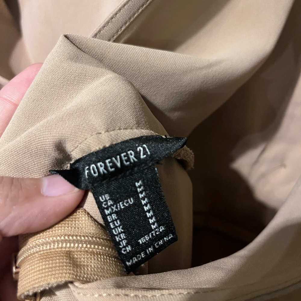 Chic Beige Button-Down Romper - image 5